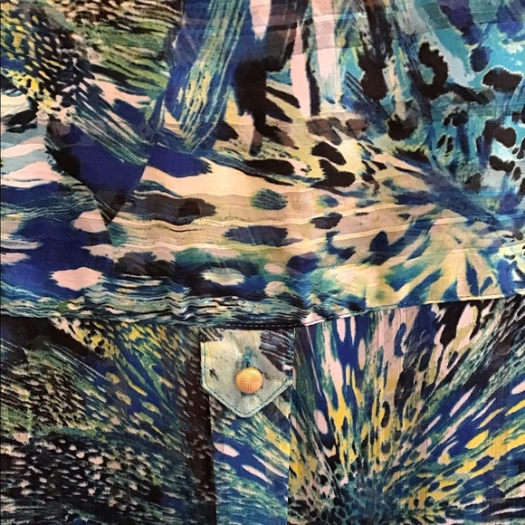 Ladies Glance blouse. Turquoise, blue - tropical colors and print. Size XL. - Picture 5 of 8